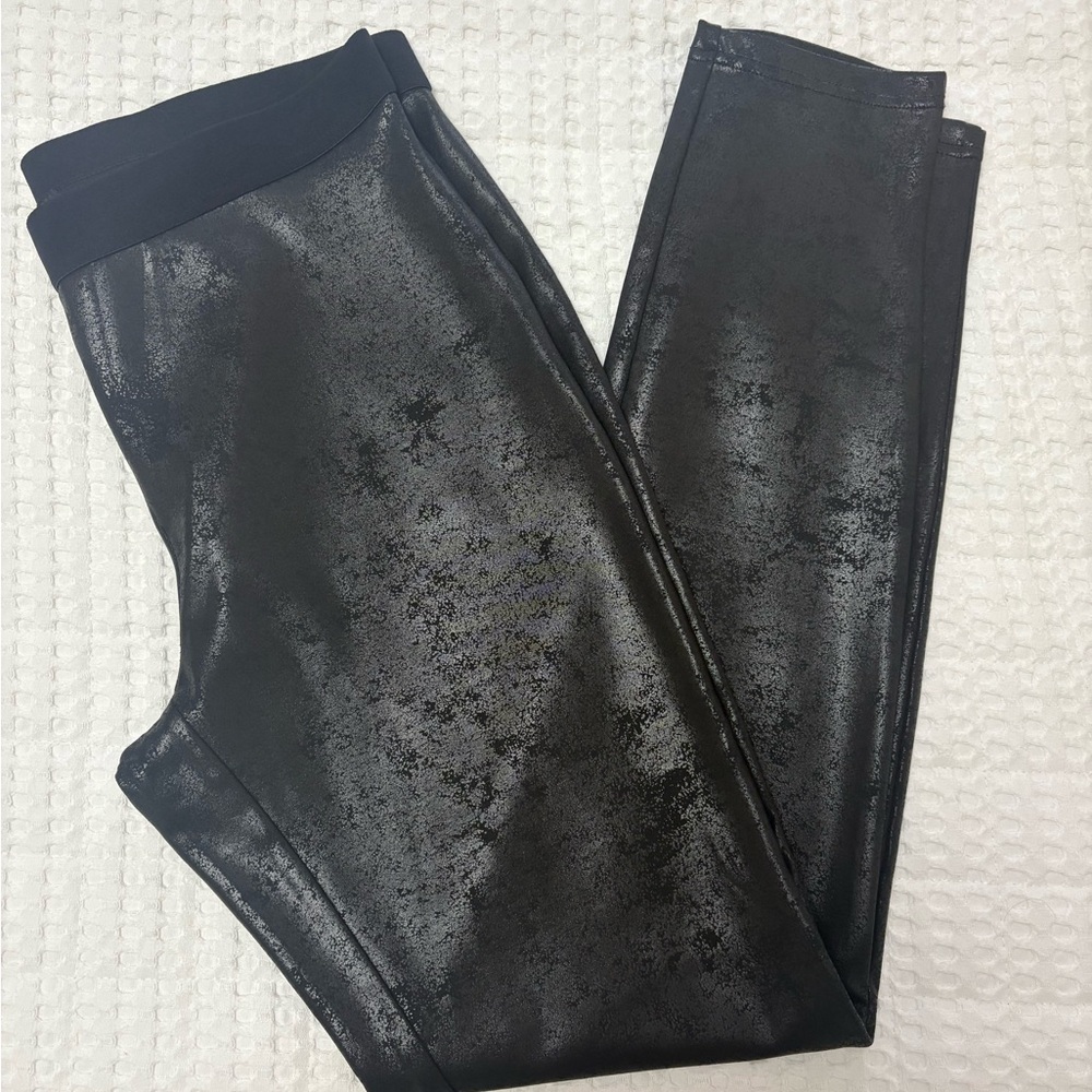 HUE Faux Leather Legging with Elastic Waist